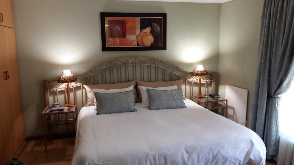 Old Oak Guest House 벨빌 외부 사진